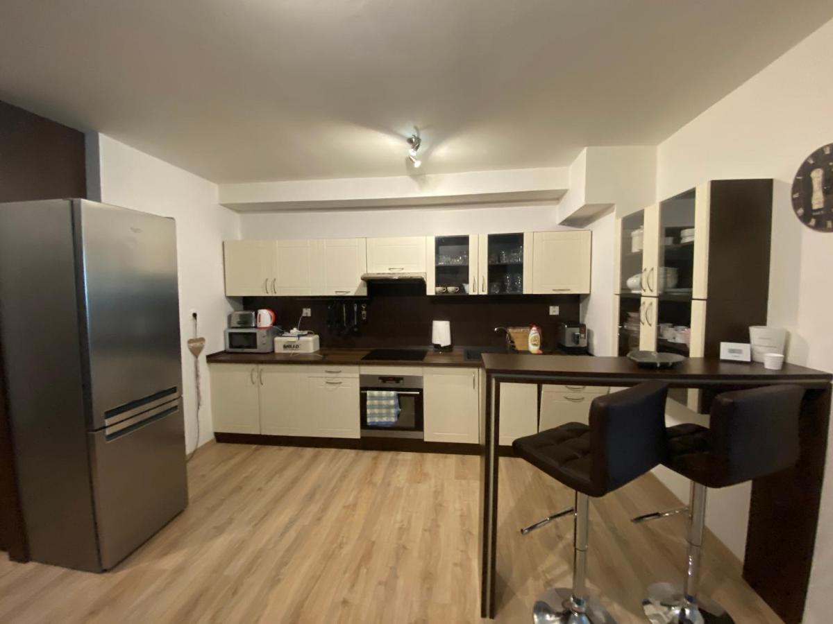 Apartman S Nadhernym Vyhladom Na Tatry Veľký Slavkov Exterior foto